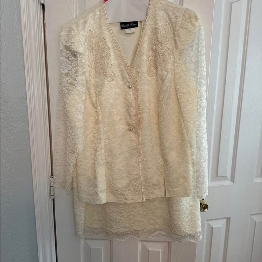 Cream Lace Dress Suit